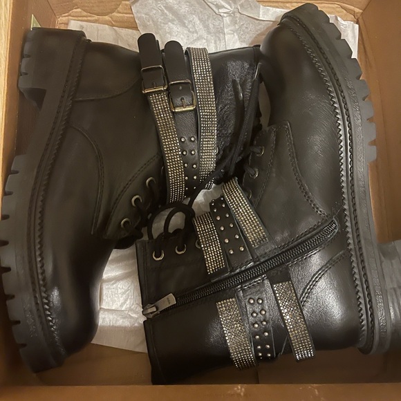 Steve Madden Black Combat Boots with zipper/lace-up with rhinestones. - Picture 14 of 15